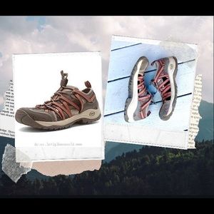 ✨ Chaco OutCross Bungee Hiking and Water Sandal